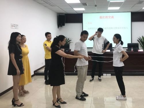 重慶市12355幸福大講堂送服務(wù)上門，助力綦江非公經(jīng)濟(jì)與社會組織發(fā)展